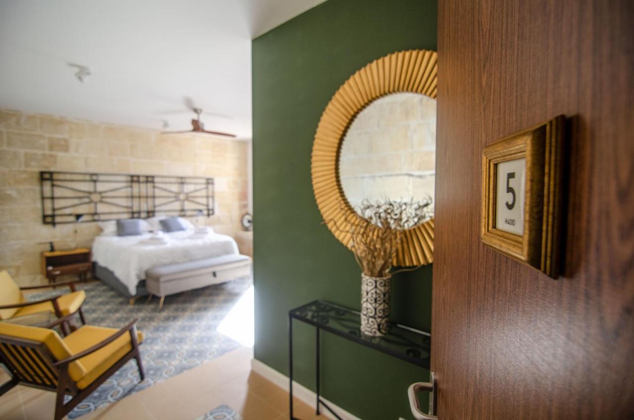 Senglea Suites Exteriör bild