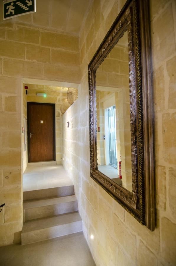 Senglea Suites Exteriör bild